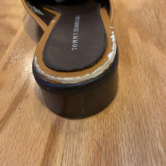Tommy Hilfiger light brown leather buckle mules - Picture 6 of 15